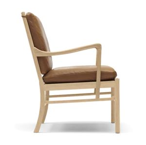 e f f eecd x Ole Wanscher's colonial chair.