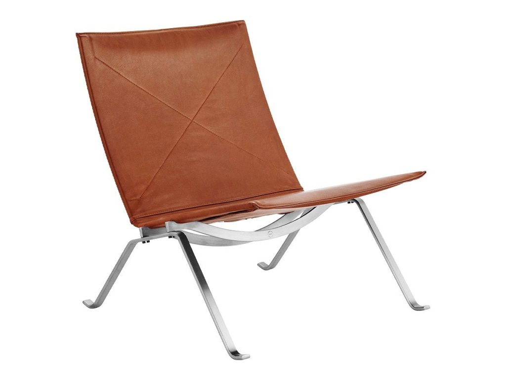 PK22 Lounge Chair.
