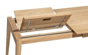 Extendable table mechanism
