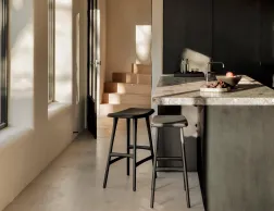 Ethnicraft Osso Counter Stool Oak Black Black Leather