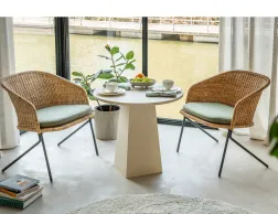 Kaki Lounge Lifestyle