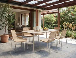 Roku Cm Roku Table And Chairs