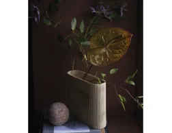 Ridge Vase Small
