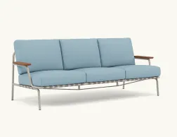 Settle Three Seat