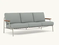 Settle Three Seat