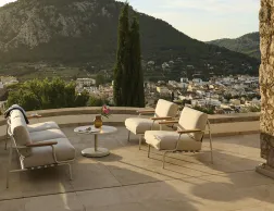 Settle Lounge Chair