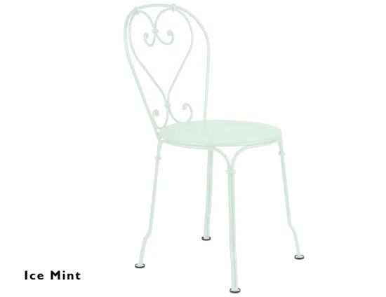 1900 Range Chair