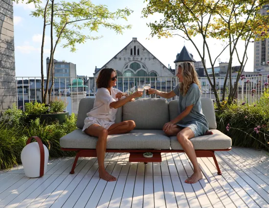 Arla Outdoor Sofa 0019 Sunset Amb
