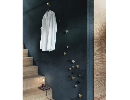 Metal Dots Insitu