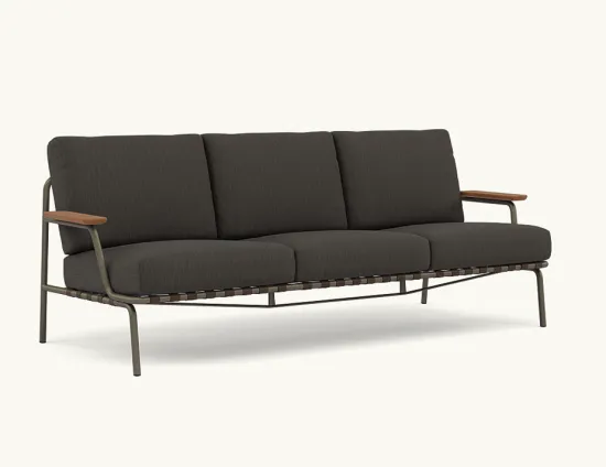 Settle Three Seat