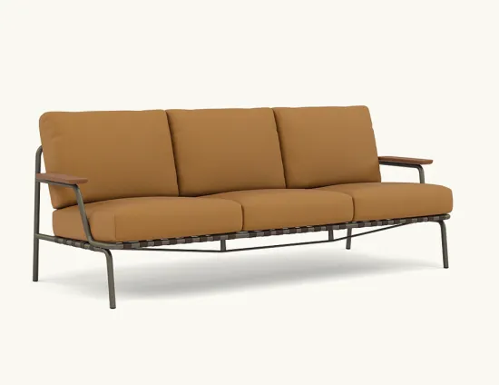 Settle Three Seat