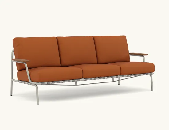 Settle Three Seat