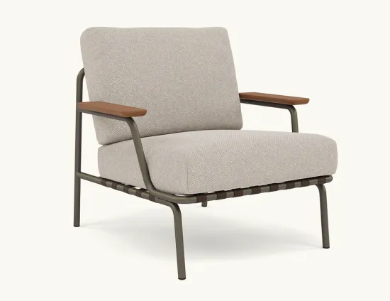 Settle Lounge Chair