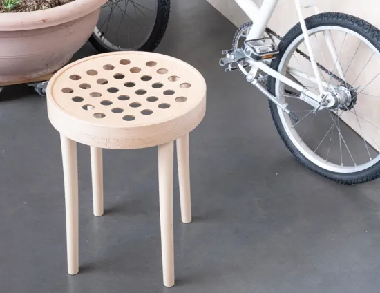 822 Low Stool Standard Insitu