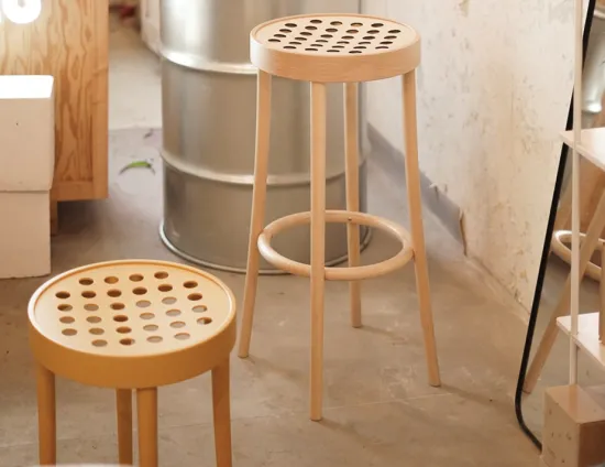 822 Low Stool Standard Insitu