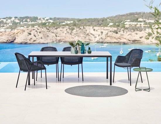 Breeze Outdoor 0027 Breeze Stackable Black Pure Alu Concrete 1 F
