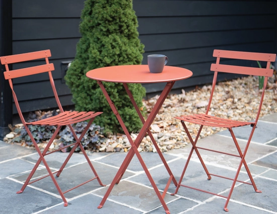 L1 Bistro Table Round Red Ochre