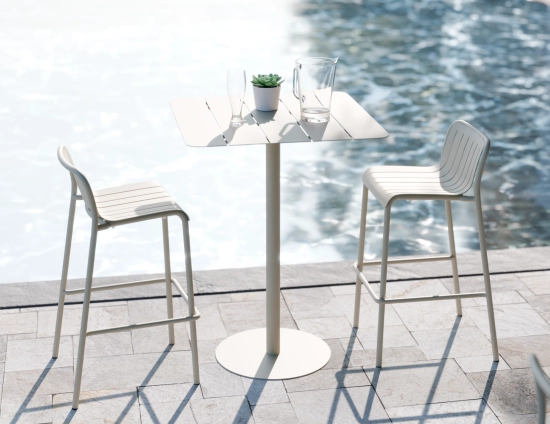 Roku Bar Lifestyle 1 Barstool Latte