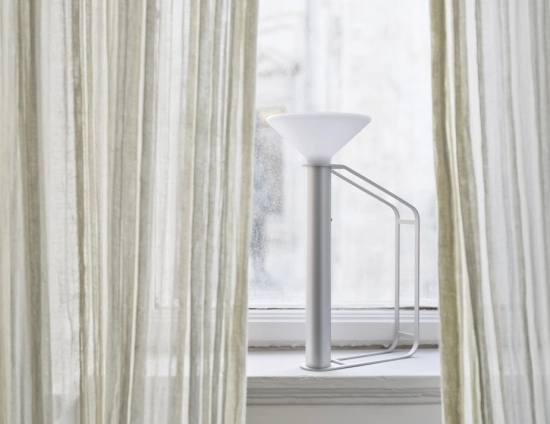 Piton Portable Lamp