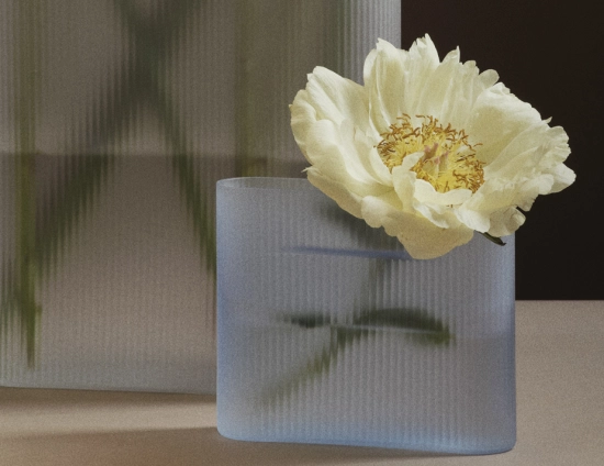 Ridge Vase Range Small