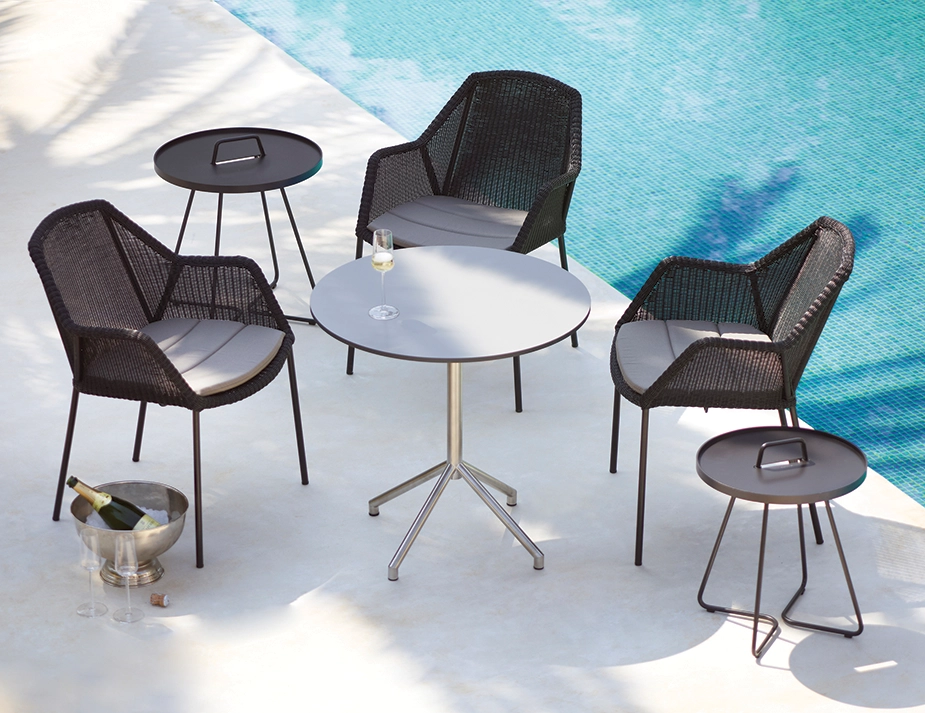 Breeze Outdoor 0028 Breeze Stackable Avenue R