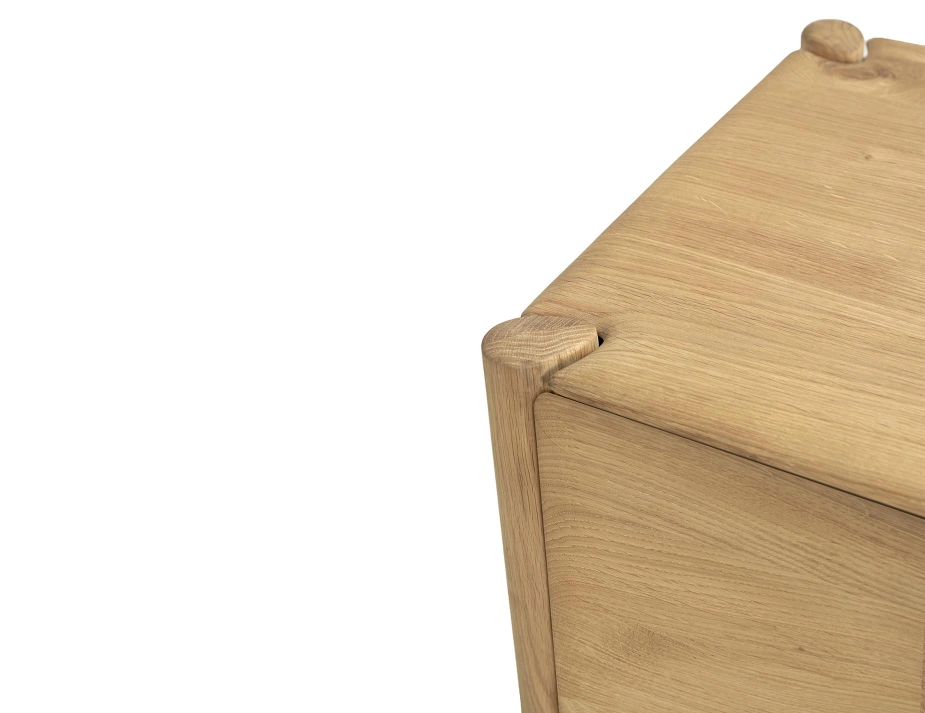 Ethnicraft Pi Sideboard Oak Natural Feature