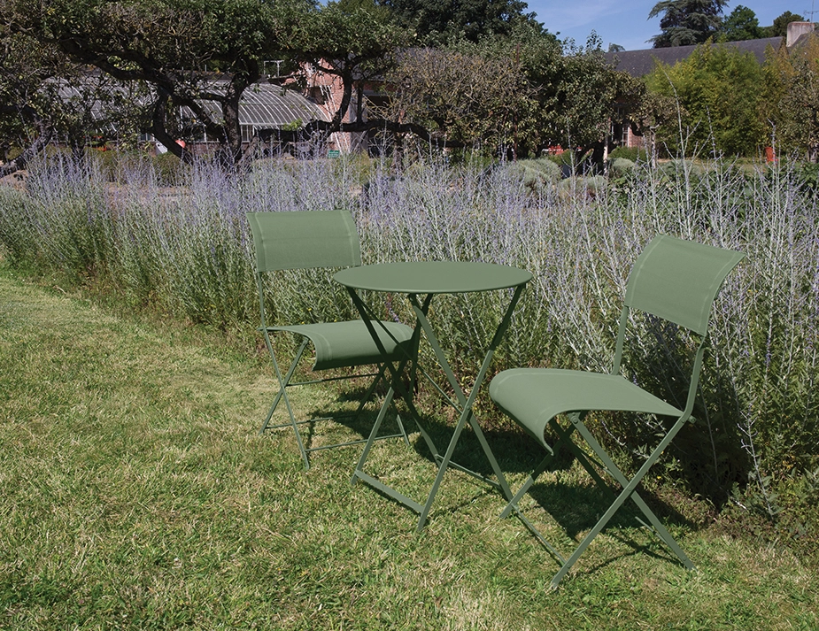 L3 Bistro Table Round 60 Cactus