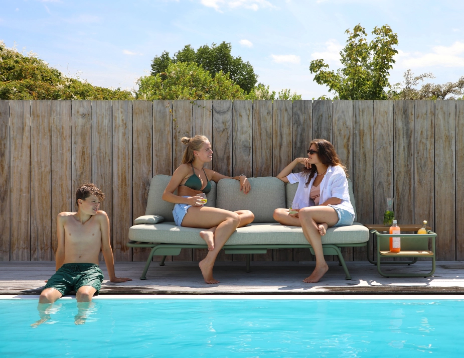 Arla Outdoor Sofa 0004 Sunset Am