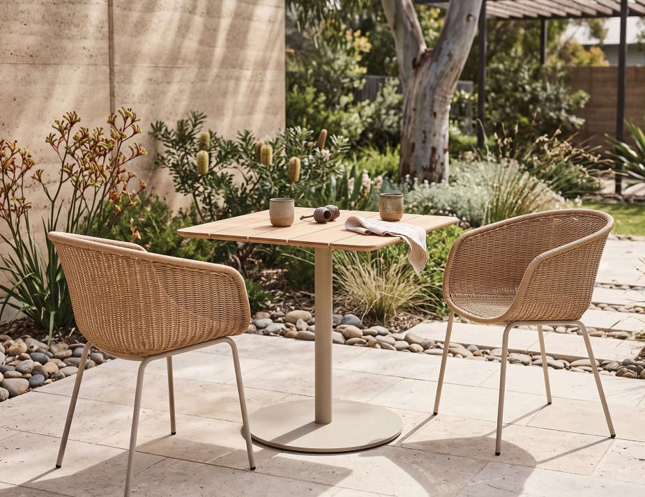 Courtyard Furniture
