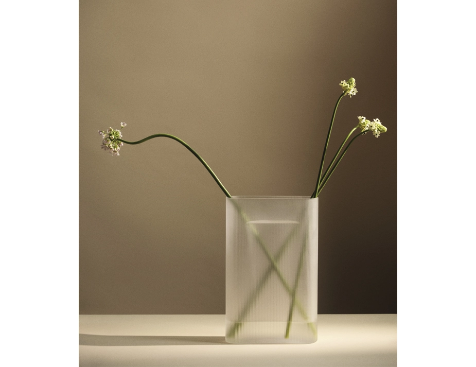 Ridge Vase Range Medium