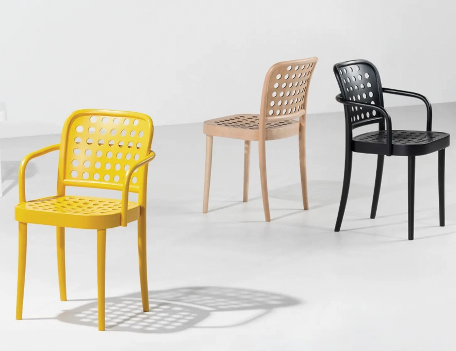 822 Armchair Insitu