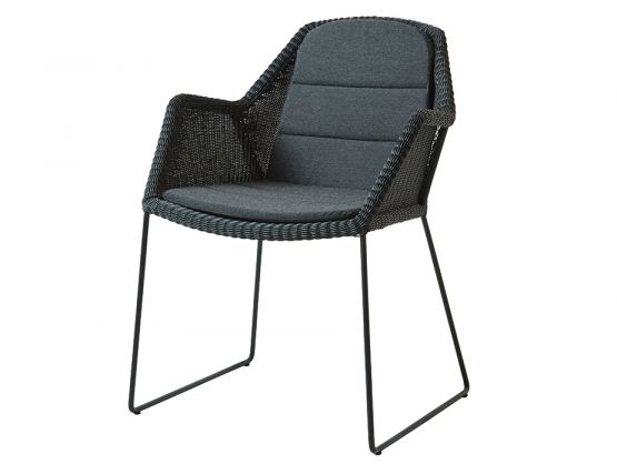 Breeze Outdoor_0030_Breeze_chair_black_black_YSN98