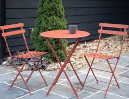 C125034024 L1 Bistro Table Round Red Ochre