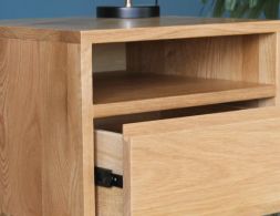 Oak_Bedside_Table