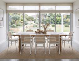 811 White Armchair Lifesytyle1