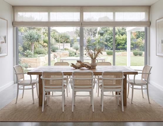 811 White Armchair Lifesytyle1