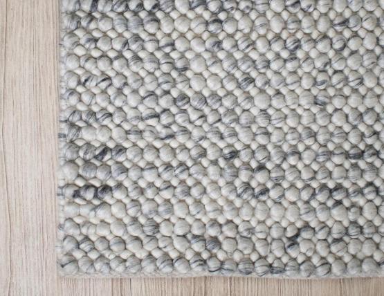 C145129200 Rug Collection Magic Rug Ice Detail 01