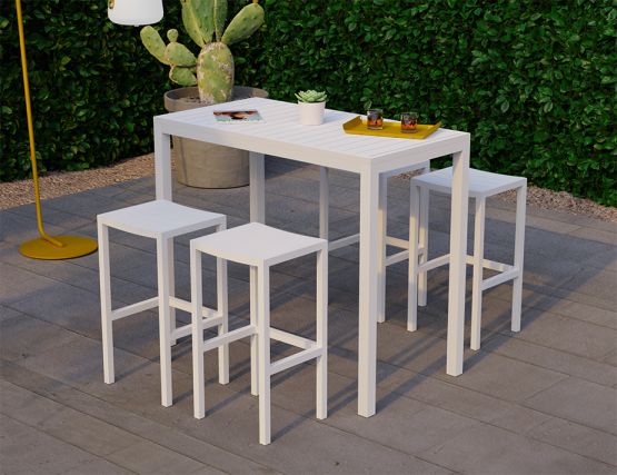 Halki High Bar Table White 125 Backless Stools