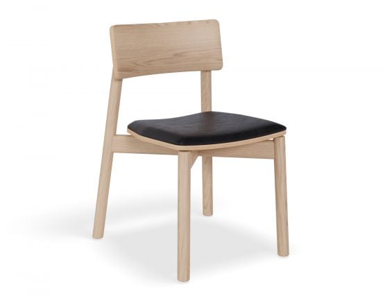 Andi_Dining_Natural_BlackVinylPad_MAIN_V2