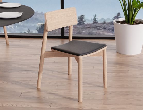 Front Andi Chair Natural Cushion