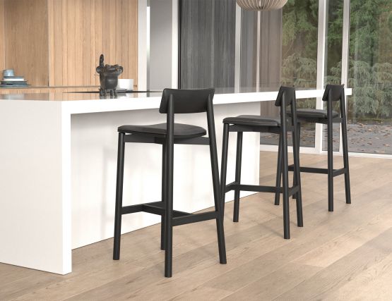 Andi_BarStools_BlackPad_1