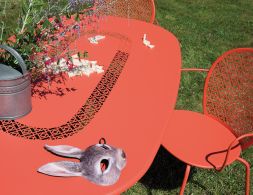Lorette Table