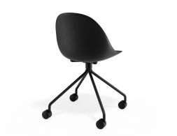 P 2 Pebble Chair Blackseat Pyramidcastors
