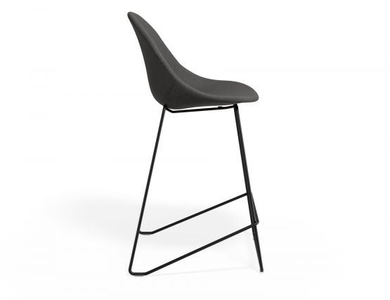P 3 Pebble Kitchenstool Greyfabricseat Blackframe