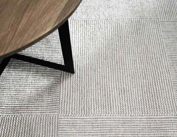 Braid Box Natural Pure Wool Flatweave Rug  image