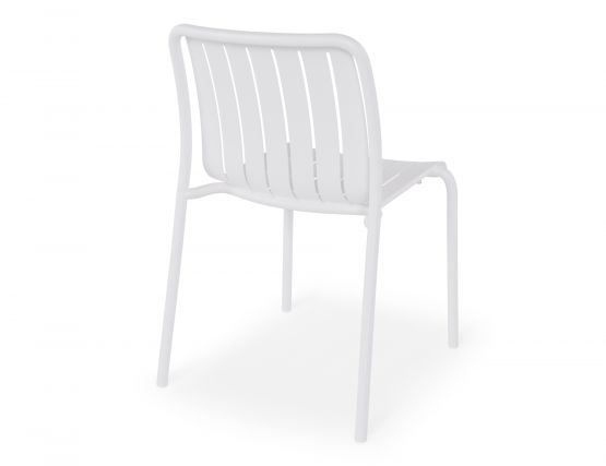 White stackable lawn 2025 chairs