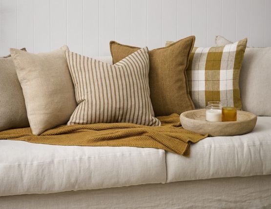 Willis_Cushion_Ochre8