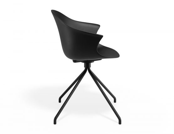 P 3 Pebble Armchair Blackseat Pyramidfixed