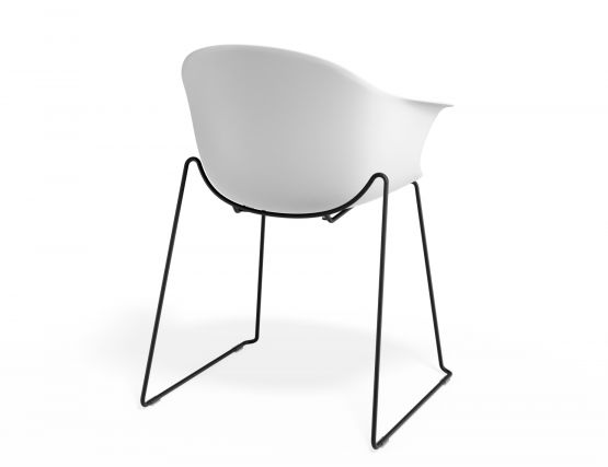 P 2 Pebble Armchair Whiteseat Sledblack
