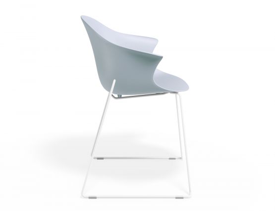P 3 Pebble Armchair Palebluev3seat Sledwhite